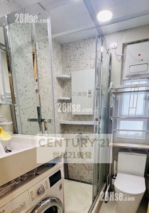 Scenery Court Sell 2 Bedrooms , 1 Bathroom 375 ft²