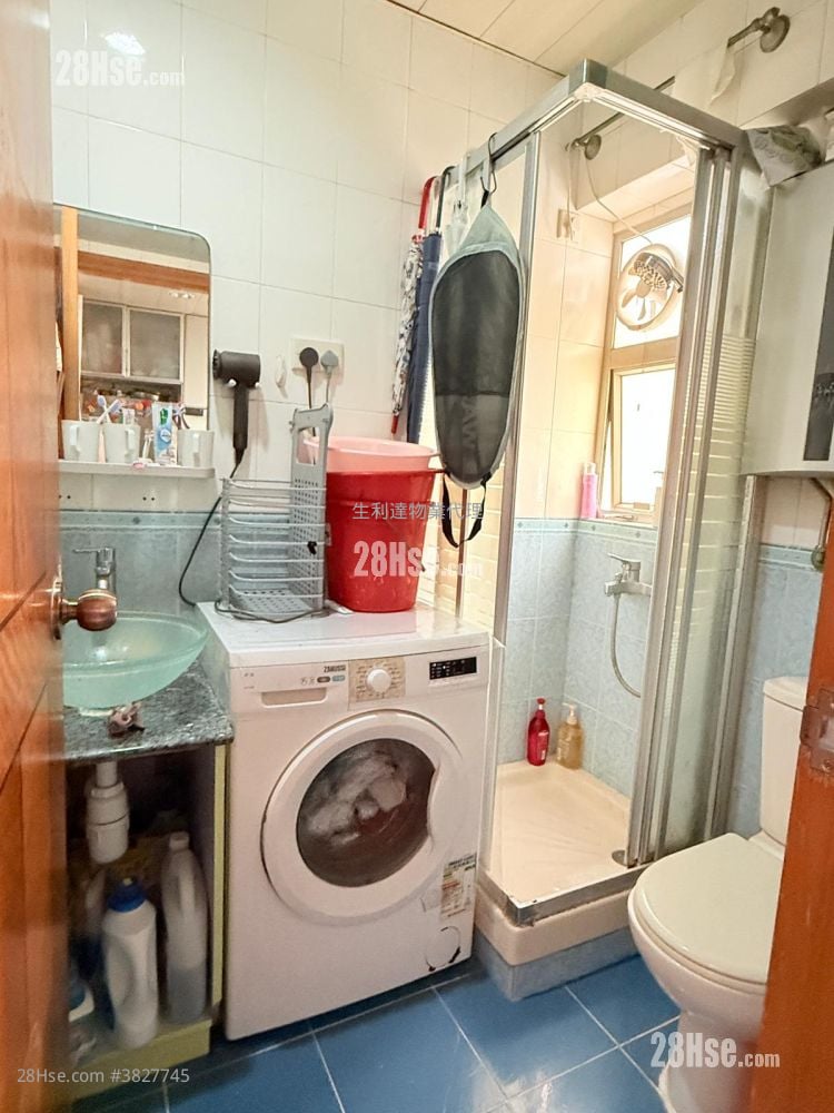 Wealthy Court Sell 2 Bedrooms , 1 Bathroom 344 ft²