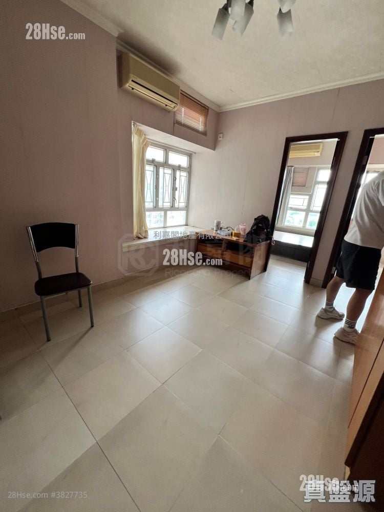 Sheung Shui Centre Rental 2 Bedrooms , 1 Bathroom 361 ft²