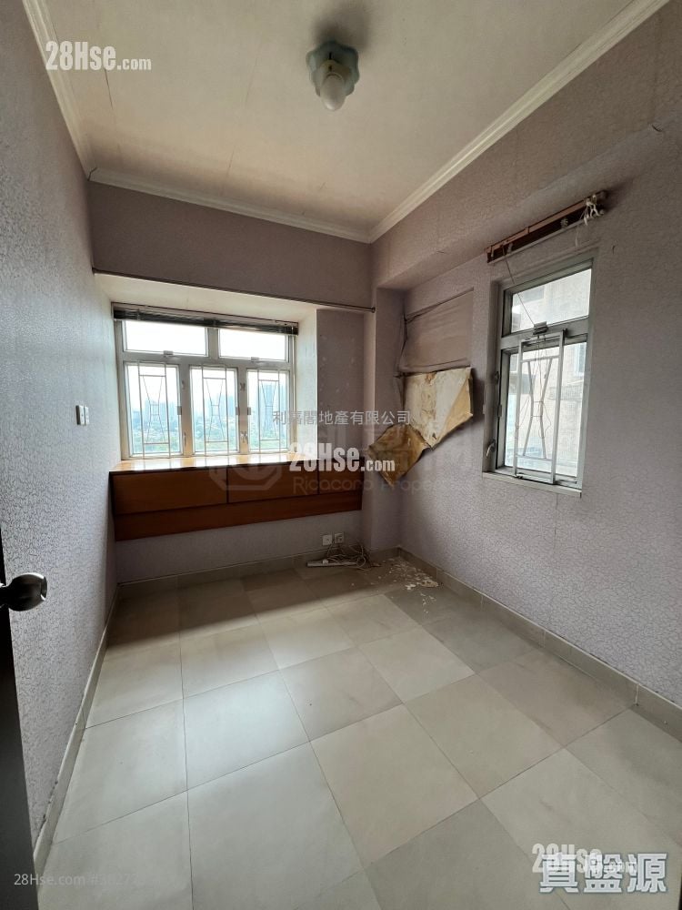 Sheung Shui Centre Rental 2 Bedrooms , 1 Bathroom 361 ft²