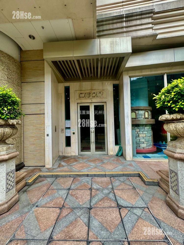 Uptown Sell 5+ Bedrooms , 4 Bathrooms 1,666 ft²