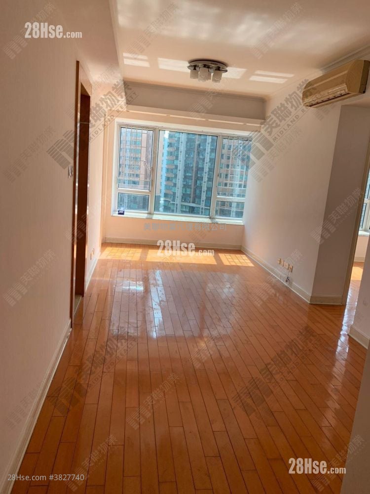 Banyan Garden Sell 3 Bedrooms , 1 Bathroom 611 ft²