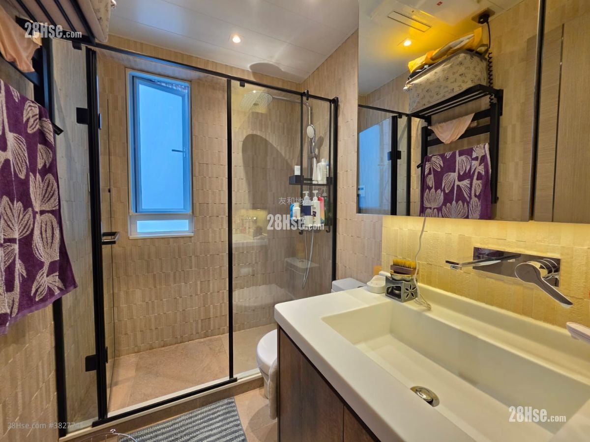 Fortune Well Height Rental 915 ft²