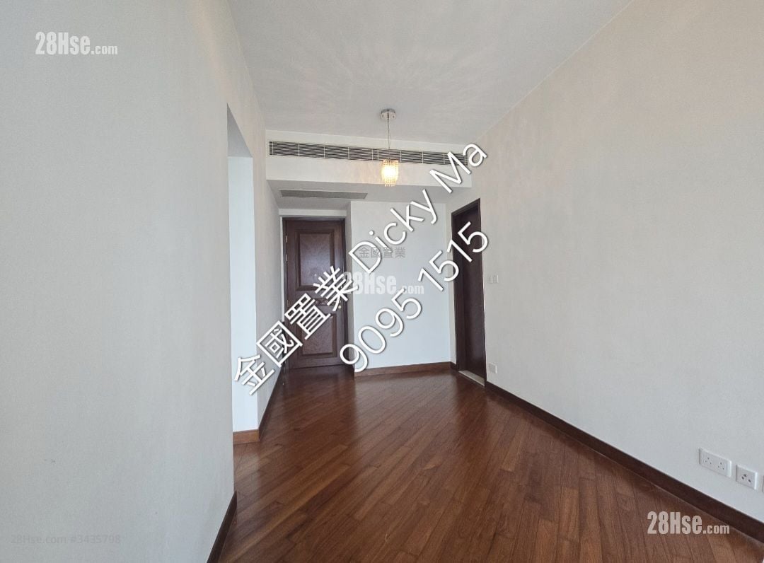 The Coronation Rental 2 Bedrooms , 1 Bathroom 513 ft²