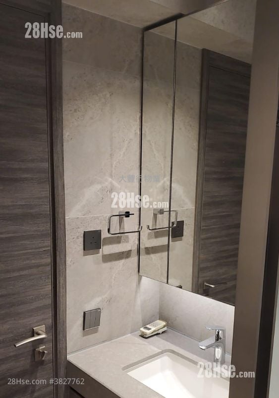 冠华园 租盘 3 房 , 2 浴室 1,069 平方尺