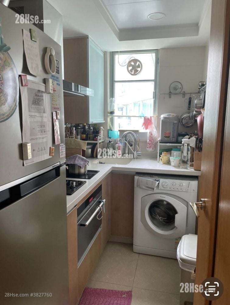 Park Island Sell 2 Bedrooms , 1 Bathroom 589 ft²