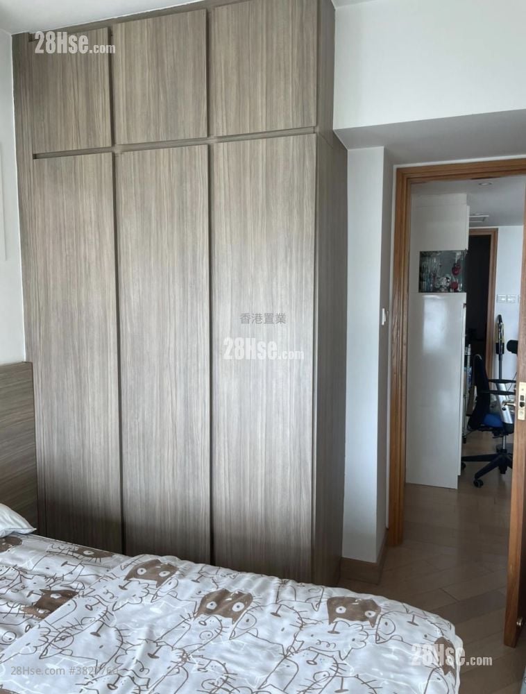 Park Island Sell 2 Bedrooms , 1 Bathroom 589 ft²