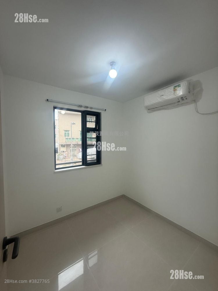 村屋 租盘 3 房 , 2 浴室 630 平方尺