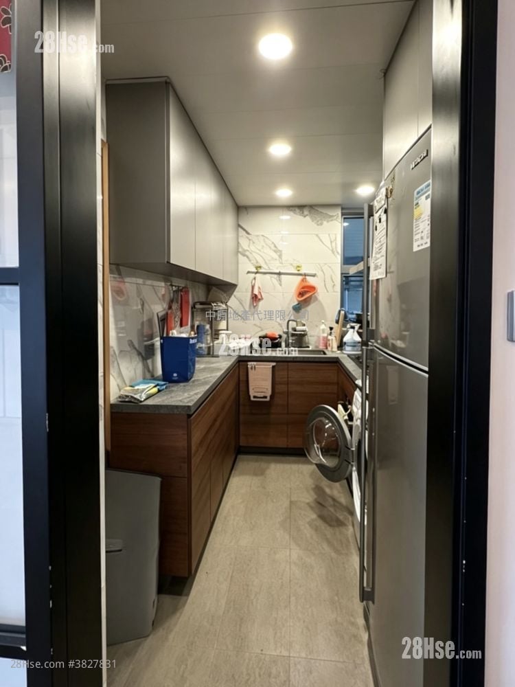 kitchen: The Palazzo Sell 2 Bedrooms , 2 Bathrooms 912 ft²