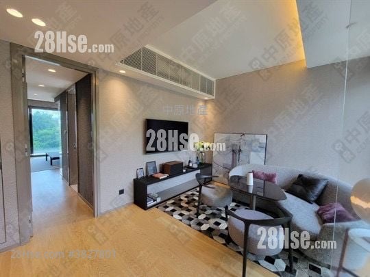 Peak Castle Sell 3 Bedrooms 2,836 ft²