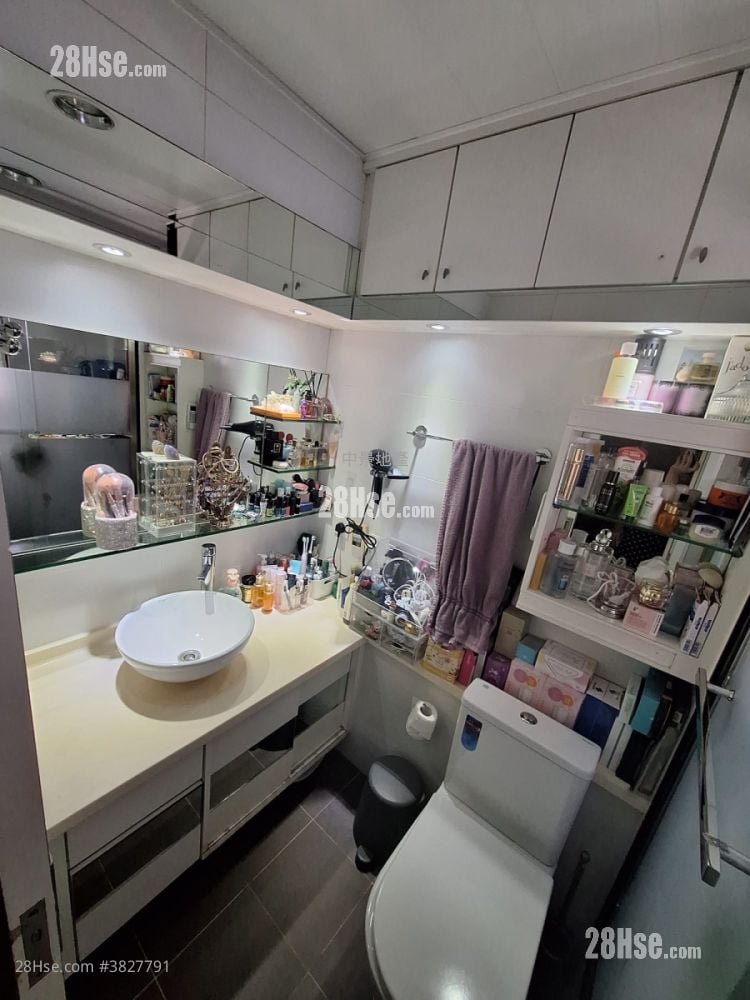 Maxim Mansion Sell 2 Bedrooms , 2 Bathrooms 524 ft²