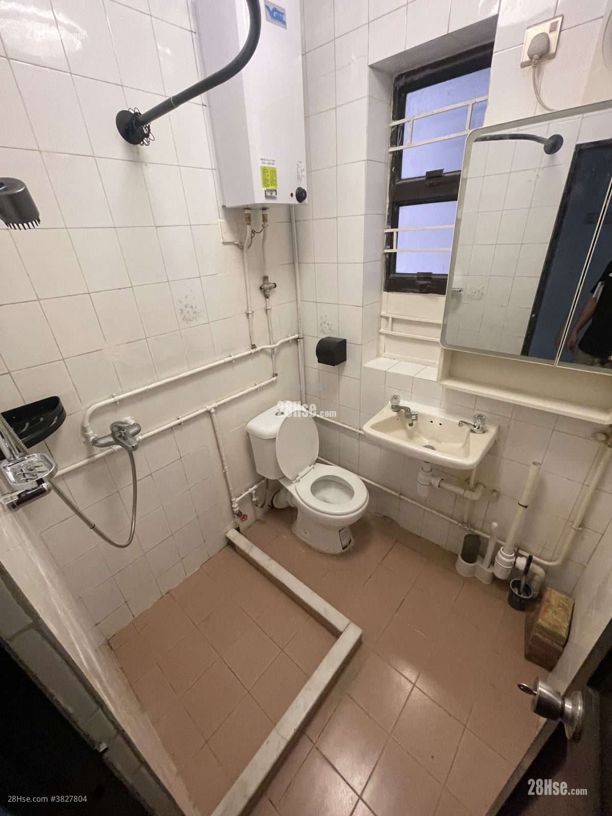 村屋 租盤 2 房 , 1 浴室 380 平方呎