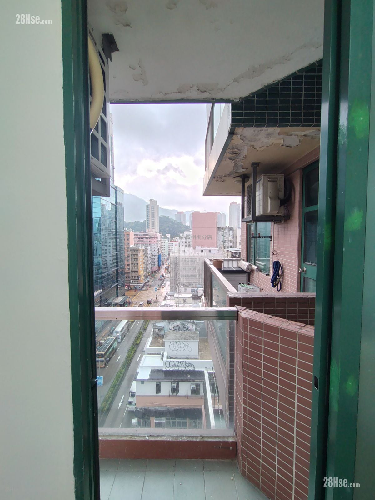 Milan Place Rental 2 Bedrooms , 1 Bathroom 315 ft²