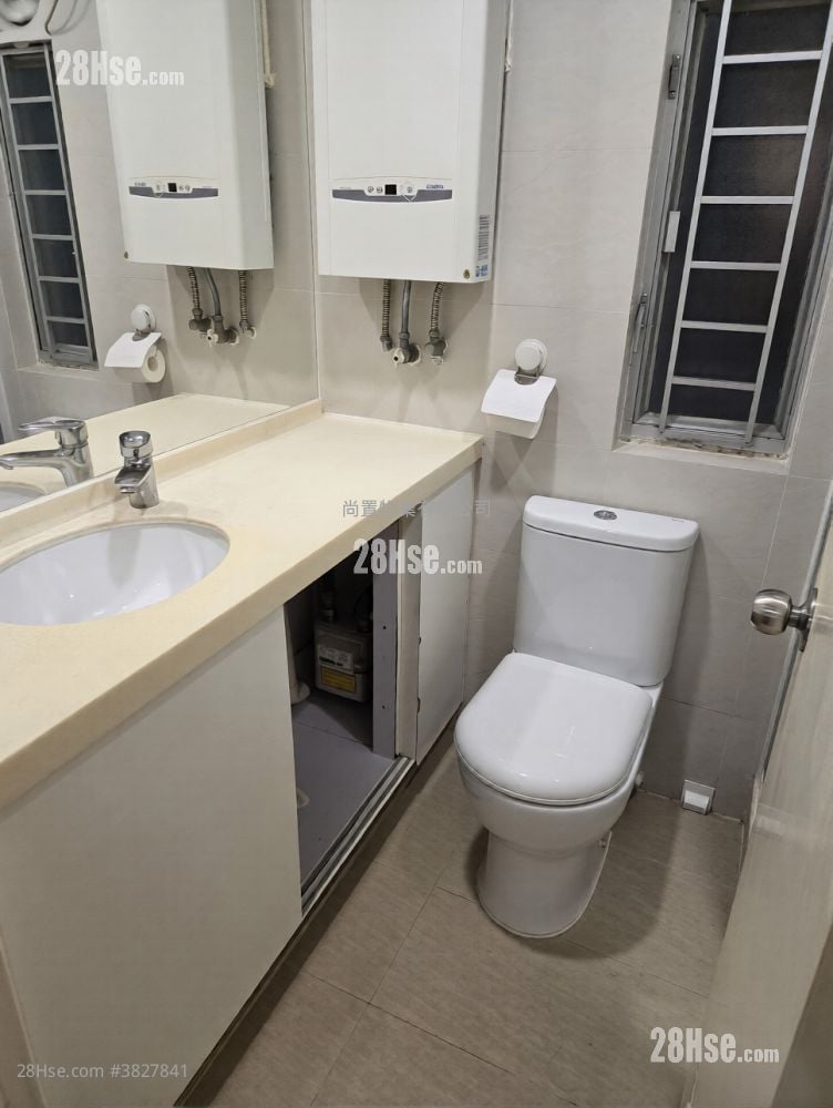 康山花園 租盤 2 房 , 1 浴室 431 平方呎