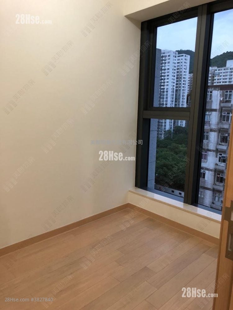 The Ascent Sell 2 Bedrooms , 1 Bathroom 429 ft²