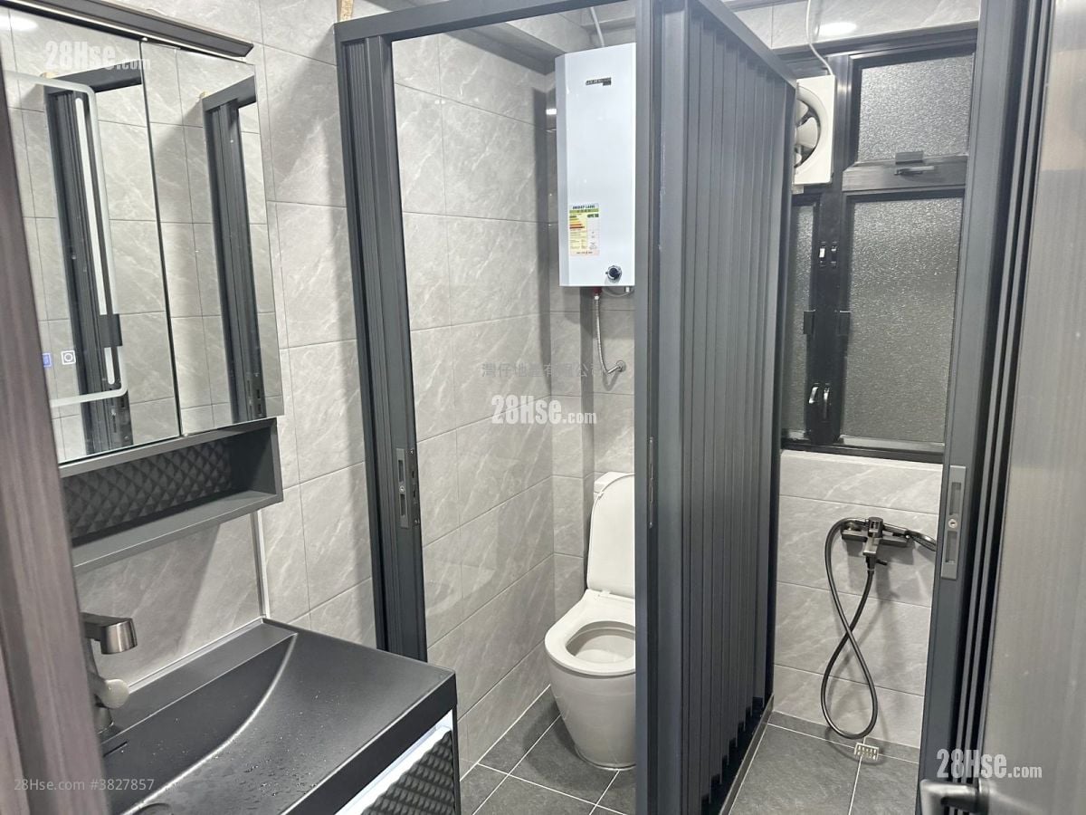 Golden Jubilee House Sell 3 Bedrooms , 2 Bathrooms 616 ft²