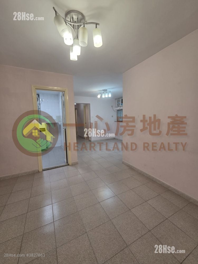 Yuet Wu Villa Sell 3 Bedrooms , 1 Bathroom 592 ft²