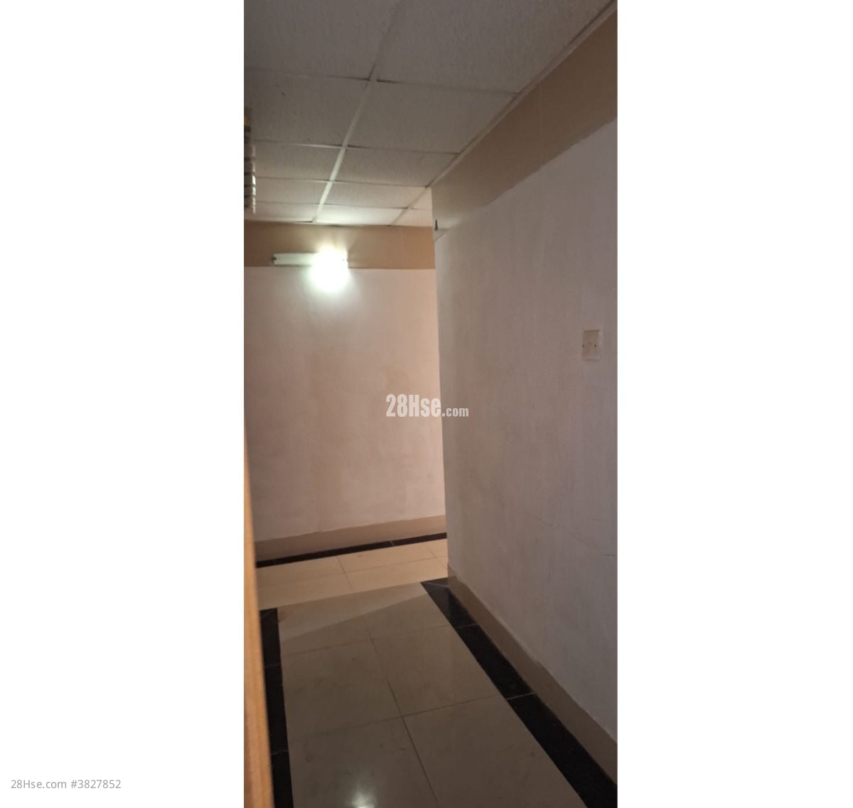 Yue Yee Mansion Sell 5+ Bedrooms 1,200 ft²