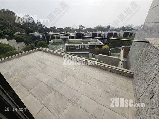 Peak Castle Sell 4 Bedrooms 3,357 ft²