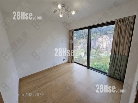 Peak Castle Sell 4 Bedrooms 3,357 ft²