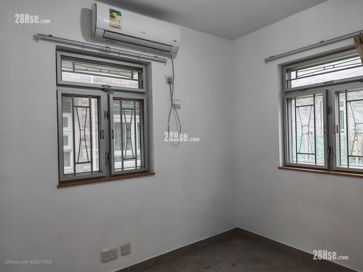 村屋 租盘 2 房 , 2 浴室 630 平方尺