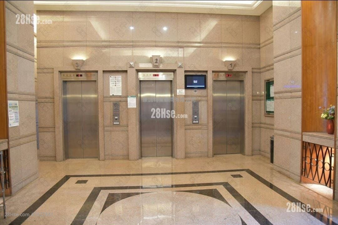 丽港城 租盘 4 房 , 3 浴室 1,205 平方尺