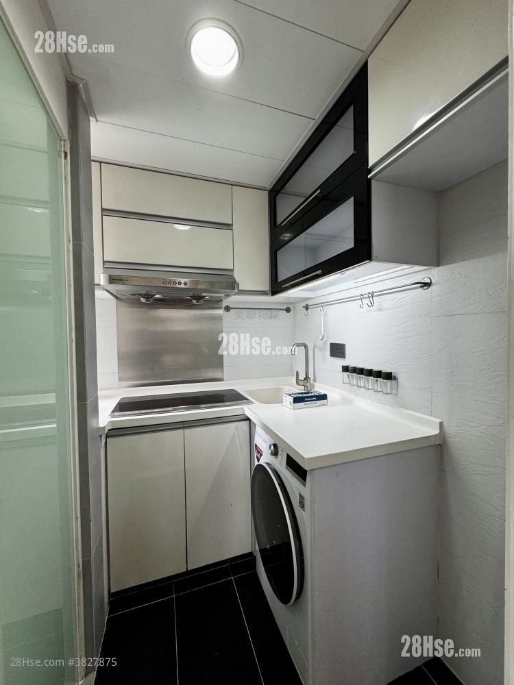 河畔花园 租盘 2 房 , 1 浴室 269 平方尺