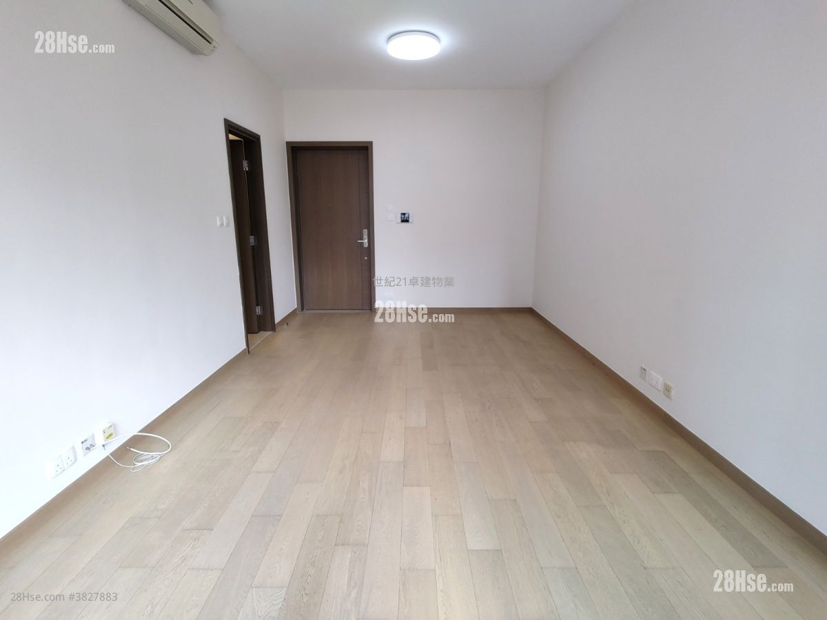 The Austin Sell Studio , 1 Bathroom 360 ft²