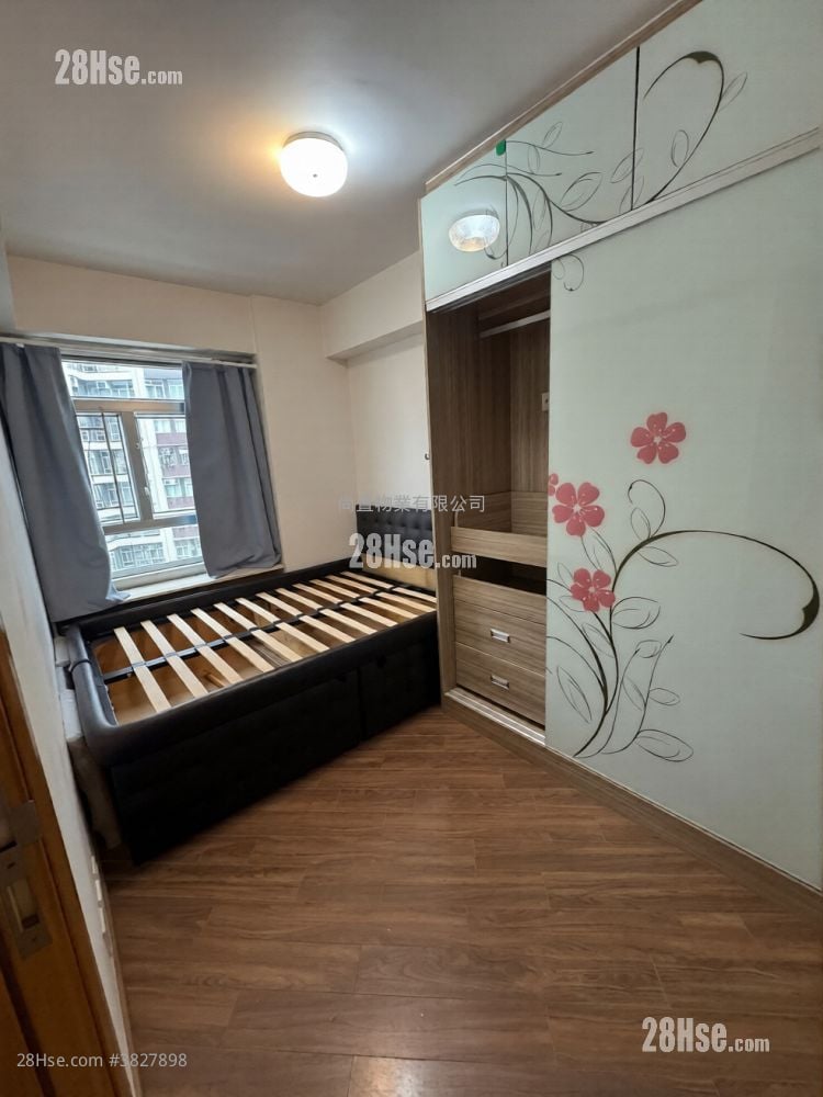 康山花园 租盘 3 房 , 1 浴室 592 平方尺