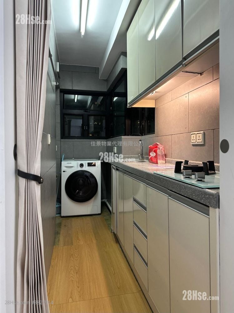 Kensington Mansion Rental Studio , 1 Bathroom 210 ft²