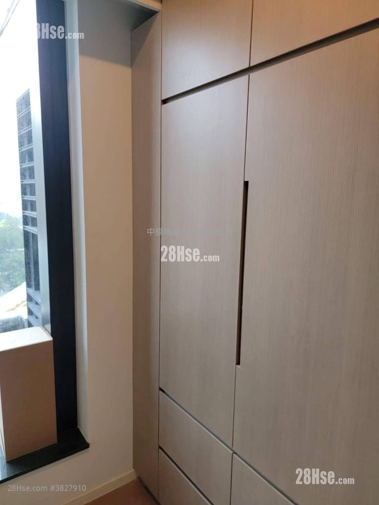 睡房 1: 柏傲庄 售盘 2 房 393 平方尺