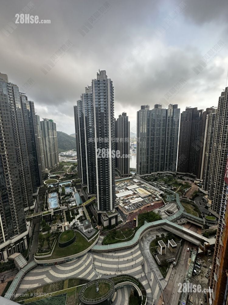 Malibu Sell 2 Bedrooms , 1 Bathroom 459 ft²