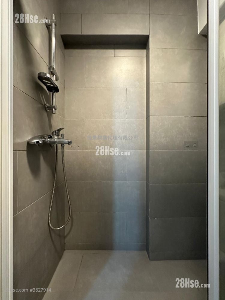 Kensington Mansion Rental Studio , 1 Bathroom 210 ft²