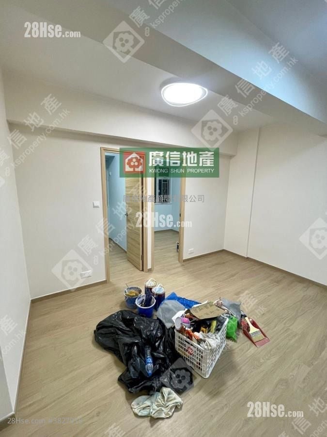 广富大厦 租盘 2 房 , 1 浴室 393 平方尺