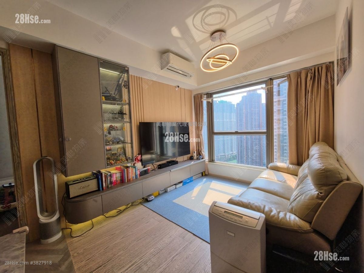 Sea To Sky Sell 2 Bedrooms , 1 Bathroom 468 ft²