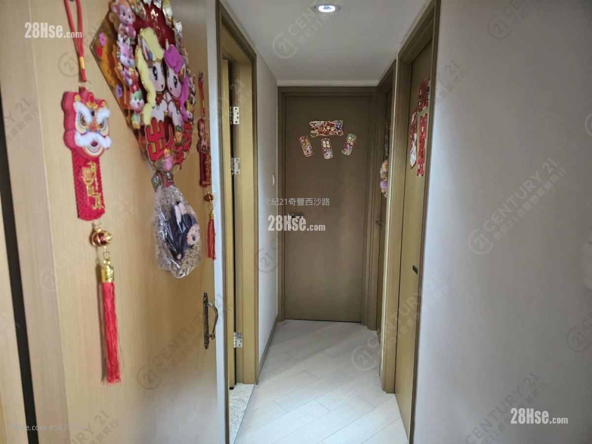 溱柏 售盘 3 房 816 平方尺