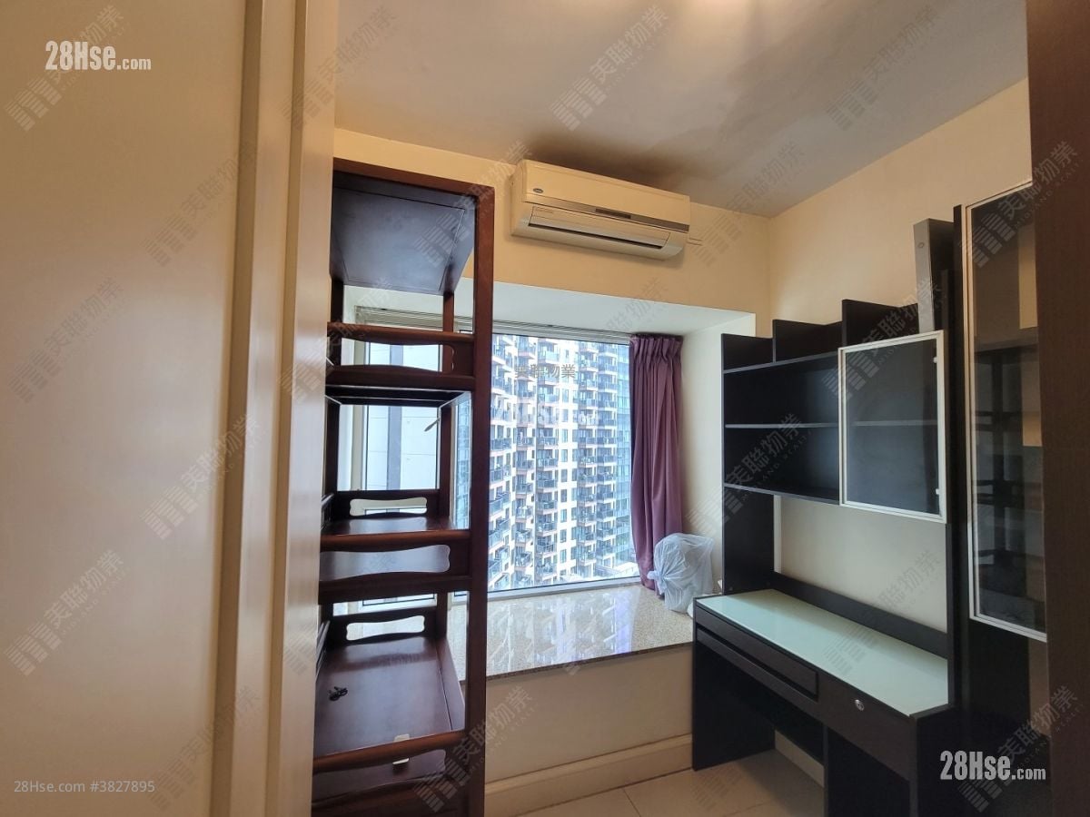 Central Park Towers Sell 3 Bedrooms , 2 Bathrooms 712 ft²