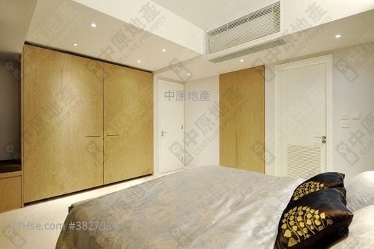 尔峦 售盘 4 房 , 4 浴室 1,087 平方尺