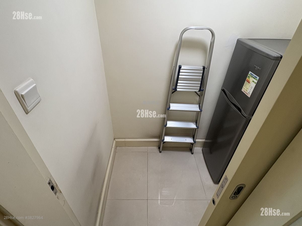 工人房: 栢慧豪園 售盤 3 房 , 2 浴室 712 平方呎