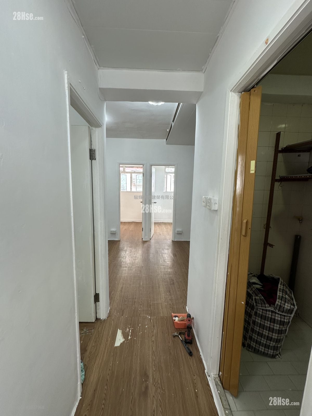 5 Pitt Street Rental 3 Bedrooms , 1 Bathroom 500 ft²