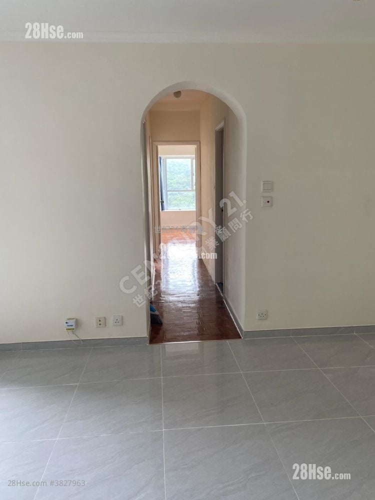 Pictorial Garden Sell 646 ft²