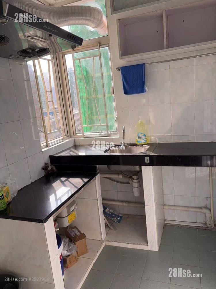 Cheong Yiu Building Rental 2 Bedrooms , 1 Bathroom 381 ft²