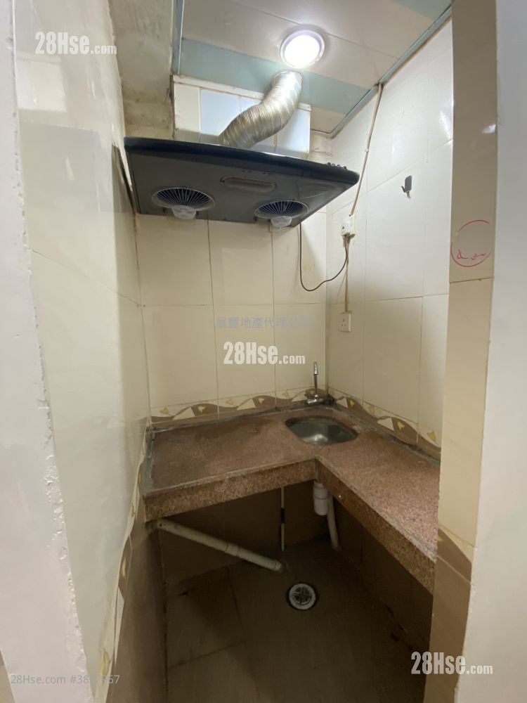 329-331 Castle Peak Road Sell 5+ Bedrooms , 5+ Bathrooms 354 ft²