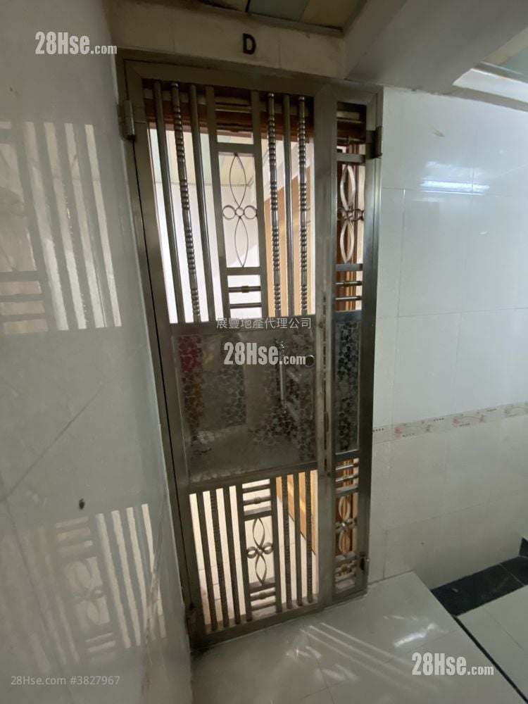 329-331 Castle Peak Road Sell 5+ Bedrooms , 5+ Bathrooms 354 ft²