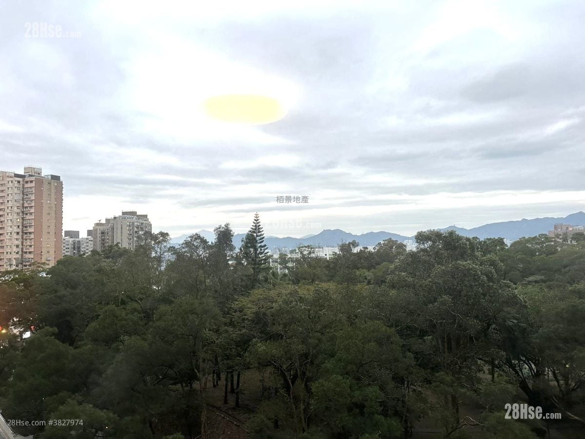 Braemar Hill Mansions Sell 4 Bedrooms , 2 Bathrooms 1,467 ft²