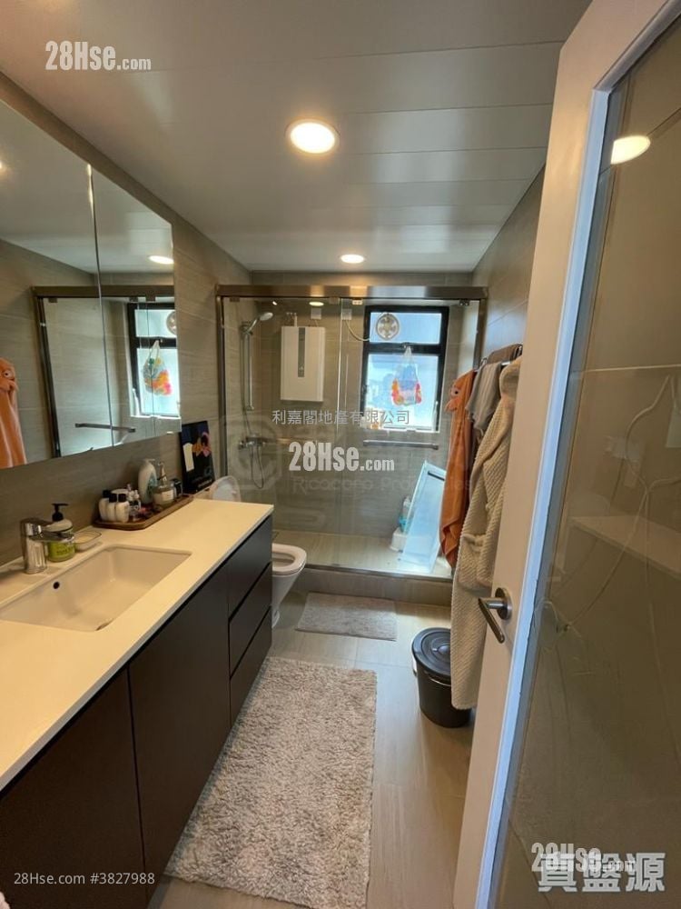 The Grand Panorama Sell 3 Bedrooms , 2 Bathrooms 1,014 ft²