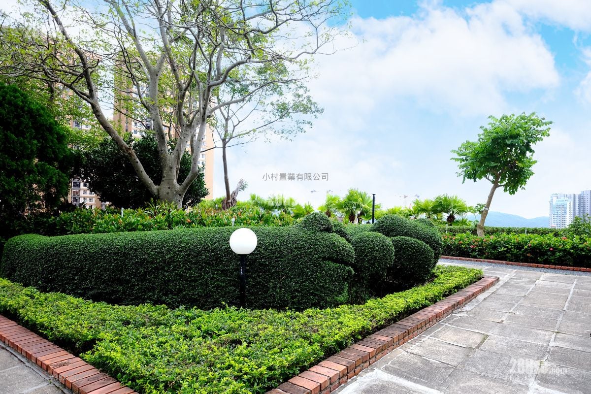 大廈外觀: 置富花園 租盤 3 房 , 1 浴室 588 平方呎