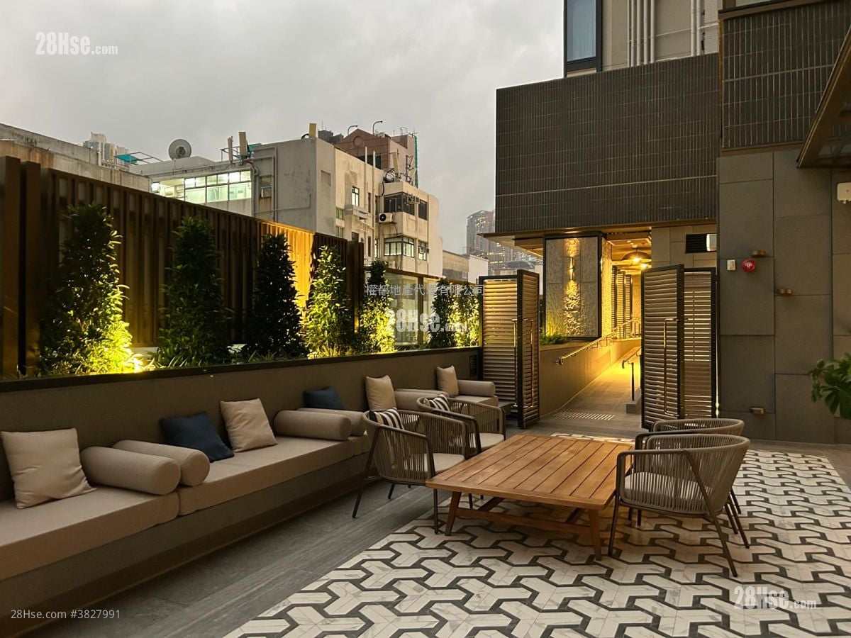 Topside Residence Rental 1 Bedroom , 1 Bathroom 278 ft²