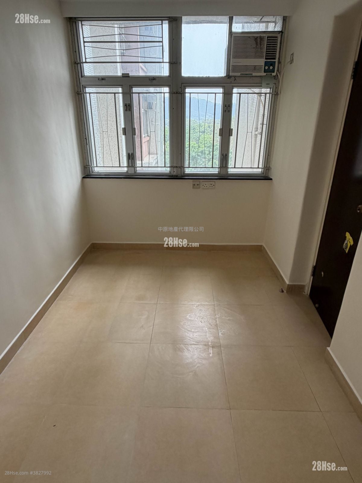 天爱苑 售盘 2 房 546 平方尺