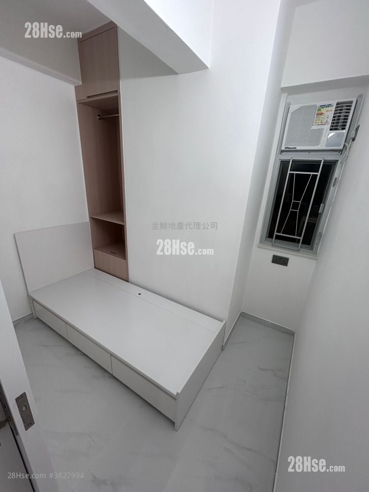 公园大厦 租盘 327 平方尺